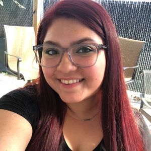 Meet your Posher, Alexandra